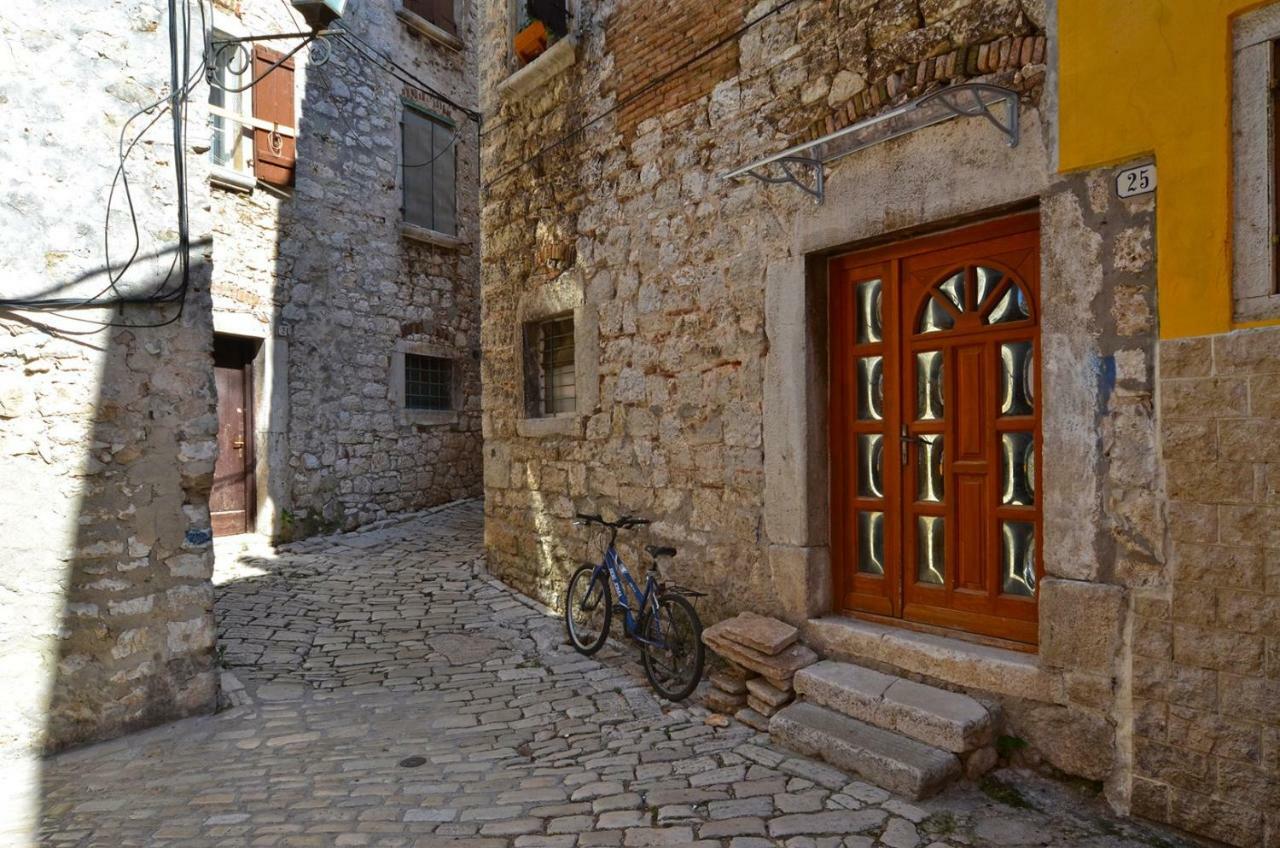 Klaudia Studio Rovinj Exterior photo